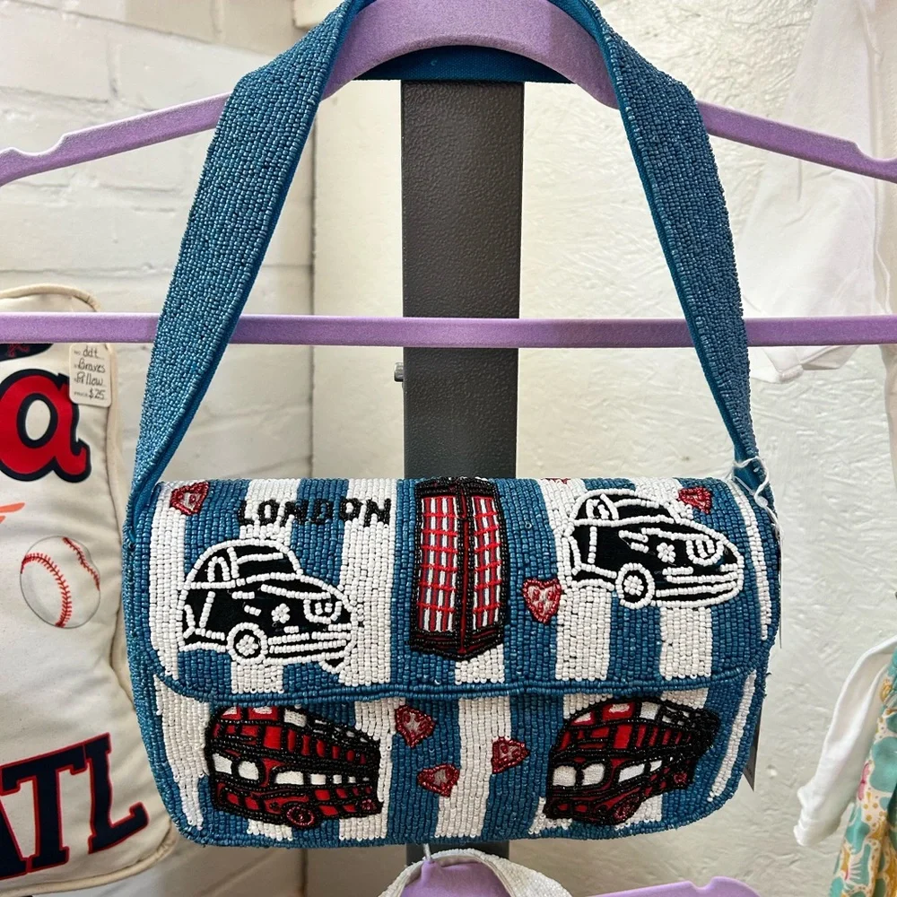 Blue and White Beaded Clutch with London Motif - Picture 1 of 2